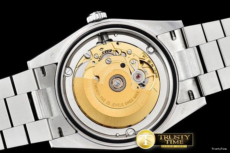 0713 RDD0215D – DayDate 36mm Chic 687